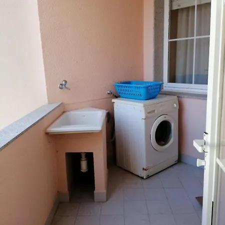 A 50 Metros De La Playa De Silgar *